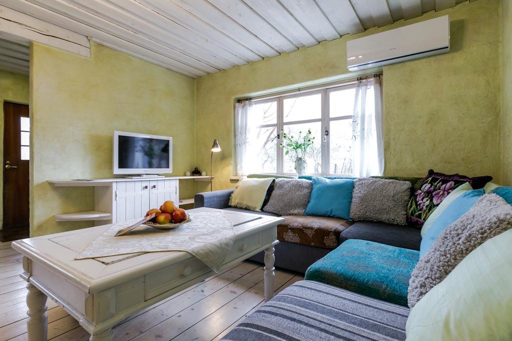 House In The City * Tallinna